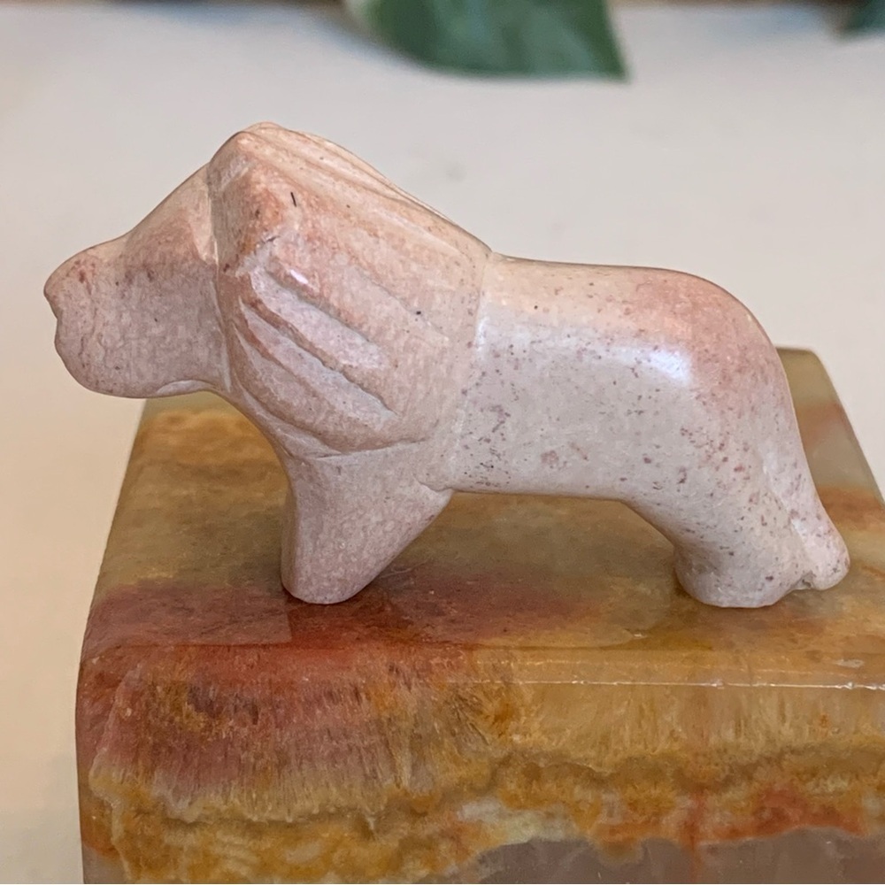Kisii Soapstone Lion Figurine Hand Carved Stone Cat Carving Animal Figure 2.3”